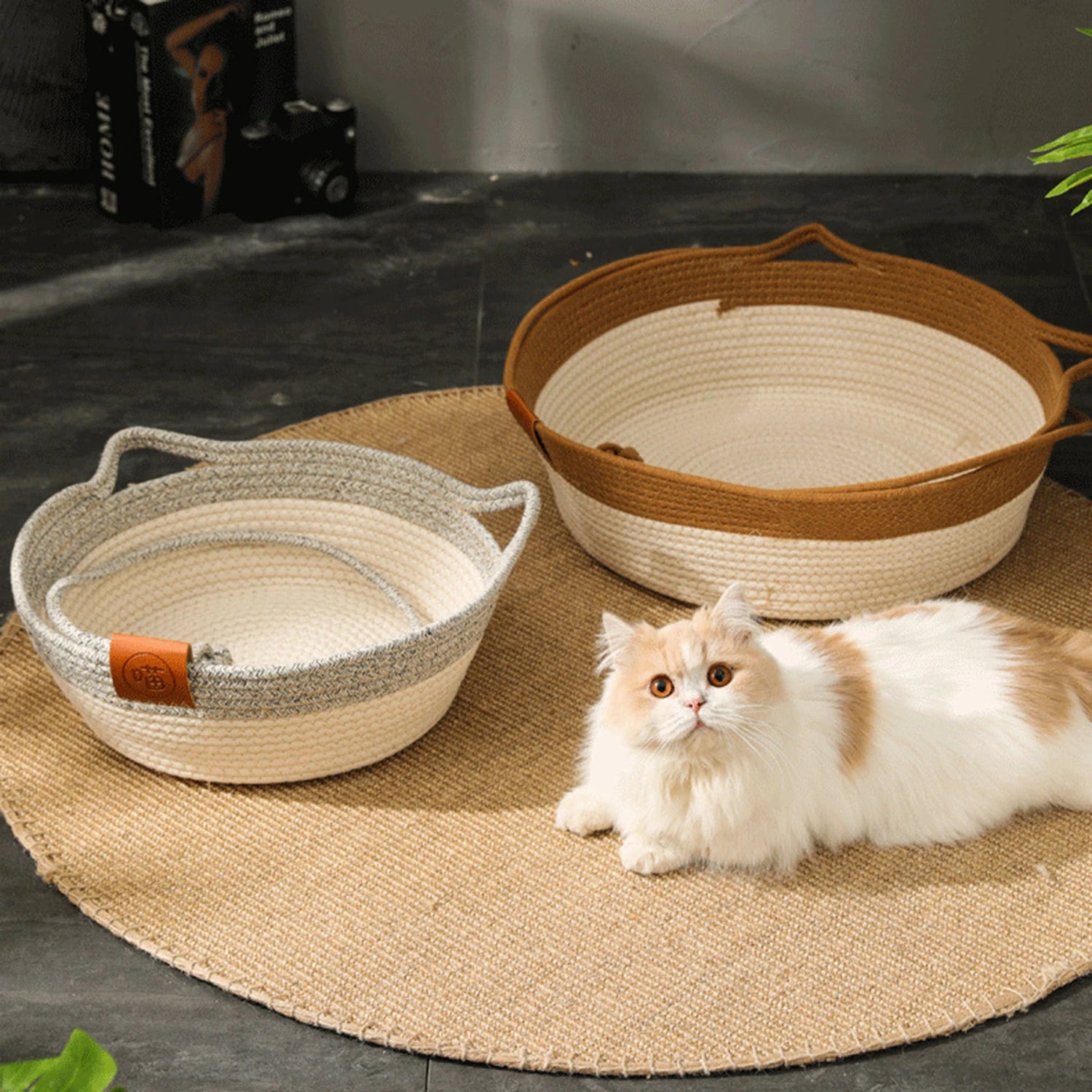 Pet Cat Bed Round Hand Woven Rattan Wear-resistant Cat Bed Summer Cooling Pet Bed Indoor Sleeping House Pet Products Accessories