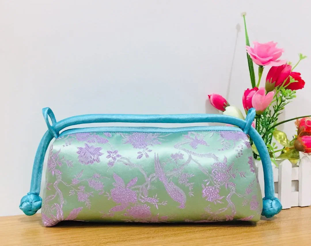 Fashion Luxury Cosplay Chinese Style Silk Bag Women Handbag Hand Embroidery Totes Cheongsam Female Cosplay Bags Clutch