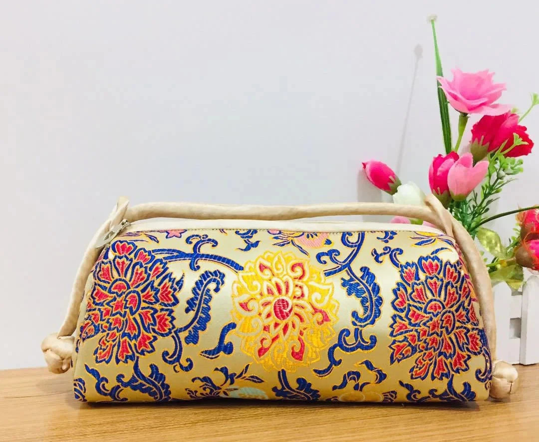 Fashion Luxury Cosplay Chinese Style Silk Bag Women Handbag Hand Embroidery Totes Cheongsam Female Cosplay Bags Clutch Manwatstore