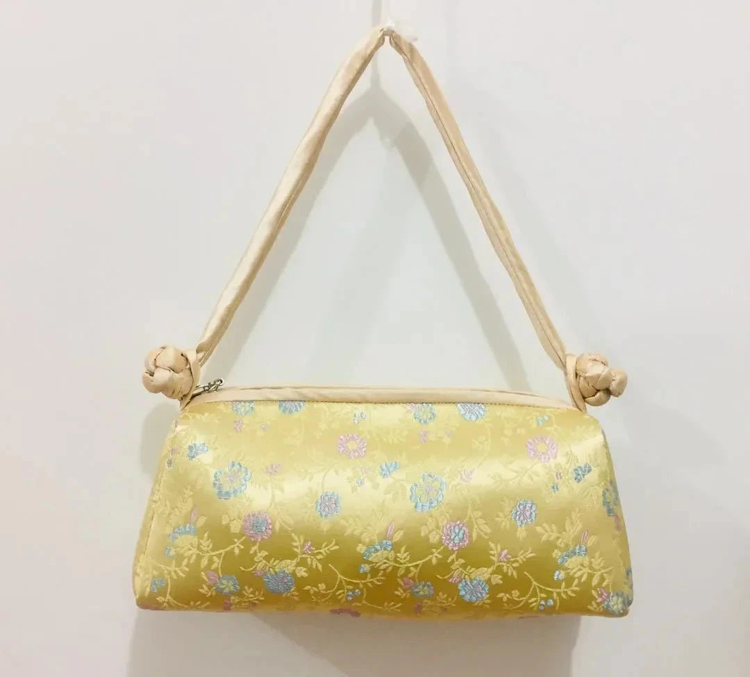Fashion Luxury Cosplay Chinese Style Silk Bag Women Handbag Hand Embroidery Totes Cheongsam Female Cosplay Bags Clutch Manwatstore