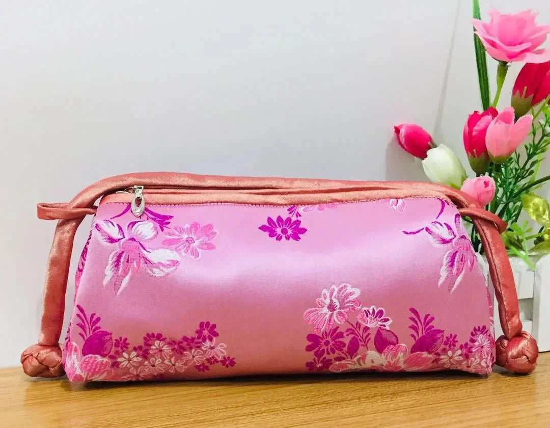 Fashion Luxury Cosplay Chinese Style Silk Bag Women Handbag Hand Embroidery Totes Cheongsam Female Cosplay Bags Clutch Manwatstore