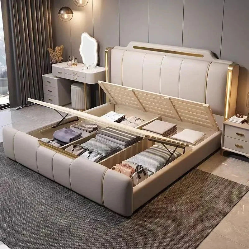Modern Italian Luxe Leather Upholstered Bed Bed Manwatstore