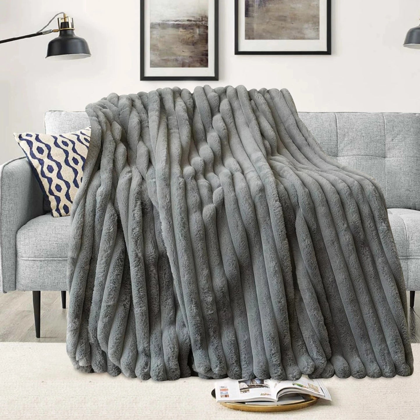 Ultra-Soft Faux Fur Throw Blanket – Plush, Luxurious & Perfect for Every Space Manwatstore