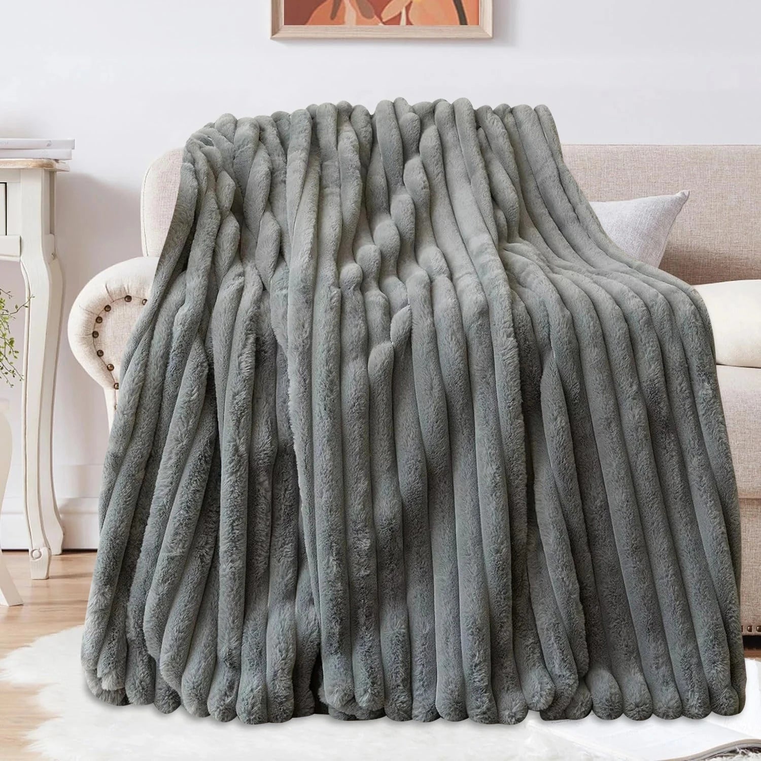 Ultra-Soft Faux Fur Throw Blanket – Plush, Luxurious &amp; Perfect for Every Space Manwatstore