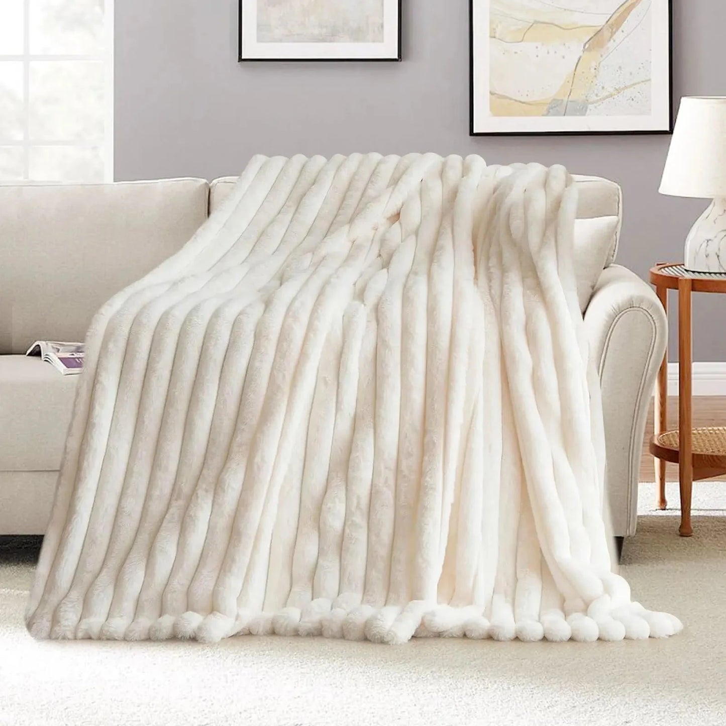 Ultra-Soft Faux Fur Throw Blanket – Plush, Luxurious & Perfect for Every Space Manwatstore
