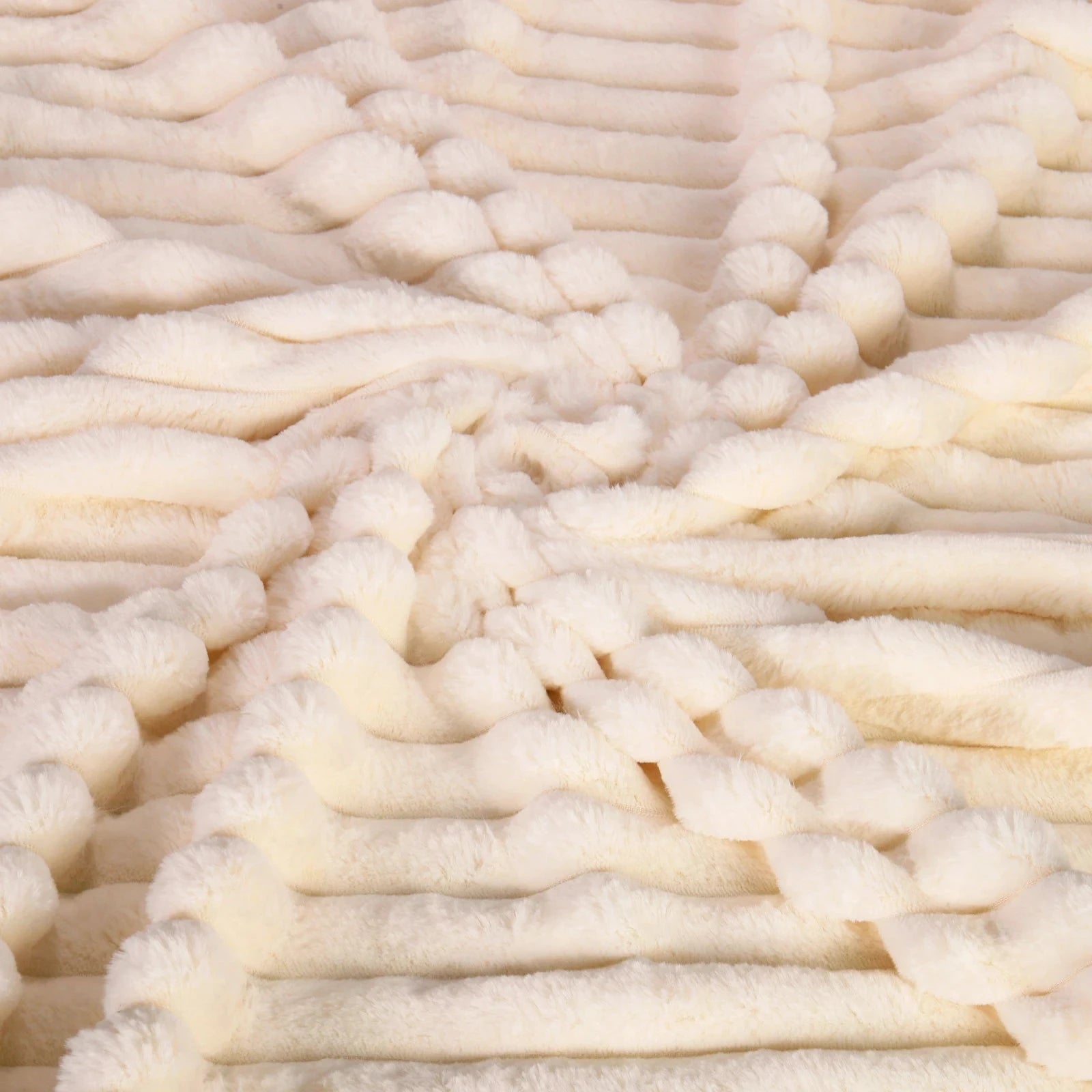 Ultra-Soft Faux Fur Throw Blanket – Plush, Luxurious &amp; Perfect for Every Space Manwatstore
